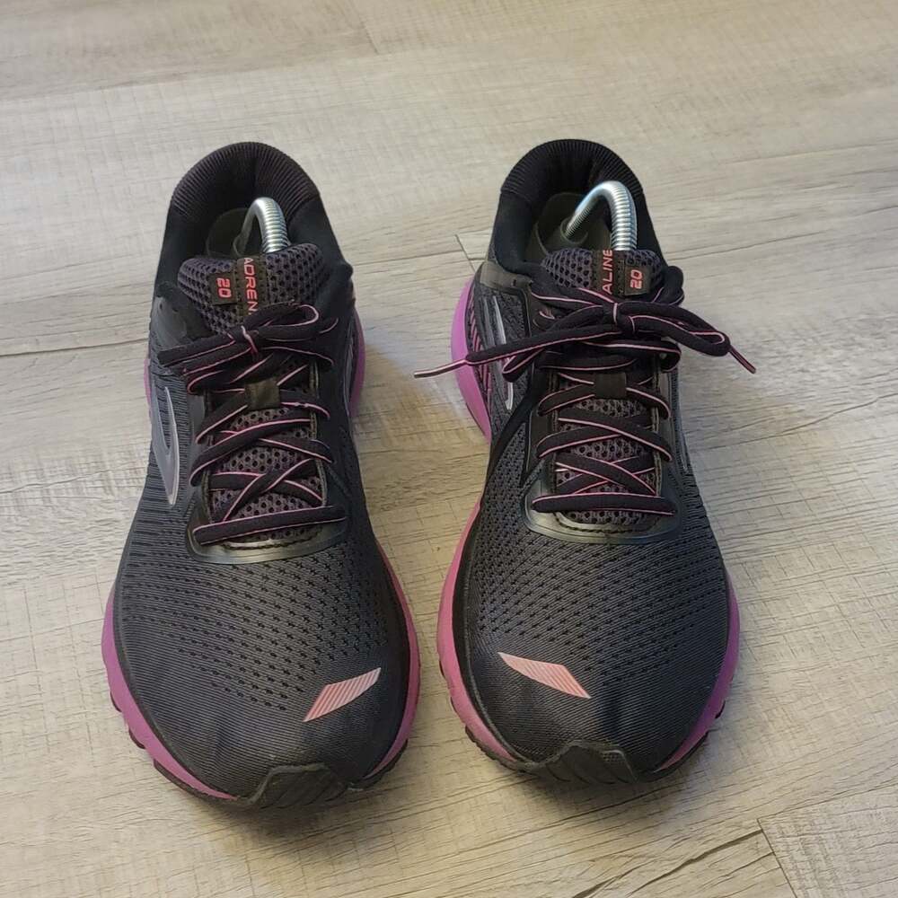 Brooks Adrenaline GTS 20 Women's Running Shoes Black and Purple Size 10.5
